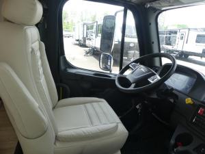 Accolade XL 37M Photo