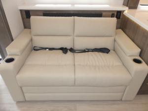 Accolade XL 37M Photo