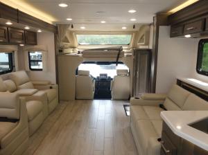 Accolade XL 37M Photo