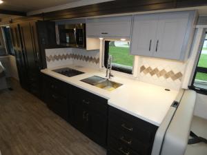 Palazzo GT 33.6 Photo