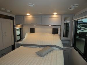 Palazzo GT 33.6 Photo