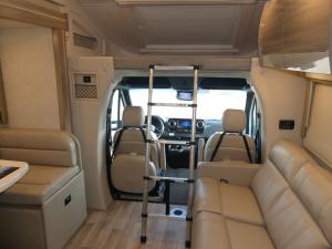 Delano Sprinter 24RW Photo