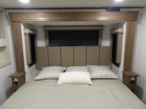 Paradigm 370FB Photo