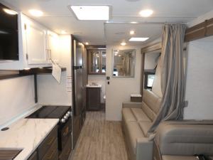 Four Winds Sprinter 24LT Photo