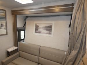 Four Winds Sprinter 24LT Photo