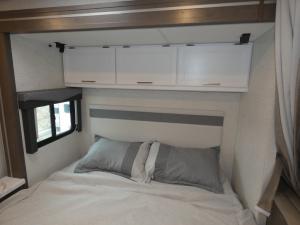 Four Winds Sprinter 24LT Photo