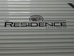 Residence 40CLDL Photo