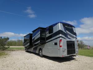 Palazzo GT 37.5 Photo