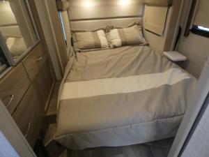 Tiburon Sprinter 24RW Photo