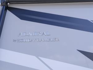 Admiral 28A Photo