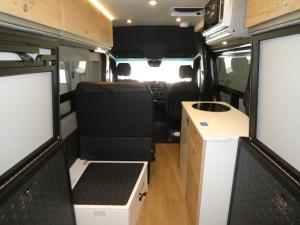 Storyteller Overland DARKMODE OG Photo