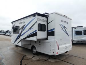 Gemini AWD 23TW Photo