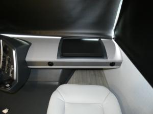 Pursuit 31ES Photo