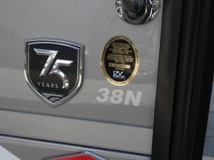 Discovery 38N Photo