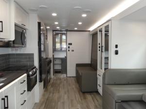 Odyssey 26M Photo