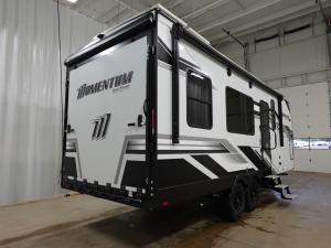 Momentum G-Class 23G Photo
