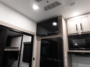 Momentum G-Class 29GS Photo