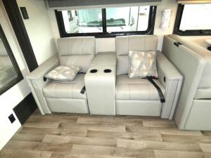 Palazzo GT 37.5 Photo