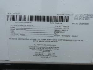 Cougar Half-Ton 22RBS Photo