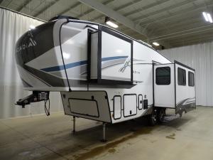 Arcadia Super Lite 248SLRE Photo