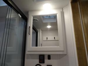 Arcadia Super Lite 248SLRE Photo