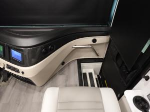 Frontier 34GT Photo