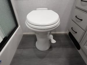 Frontier 34GT Photo
