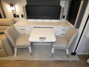 Open Road Allegro 36 LA Photo