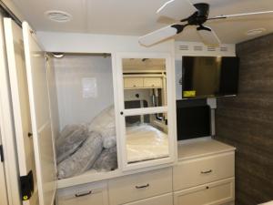 Open Road Allegro 36 LA Photo