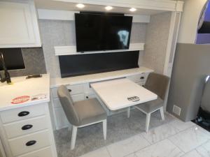 Allegro Bay 38 BB Photo