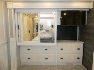 Allegro Bay 38 BB Photo