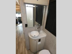 Wayfarer 25 XPW Photo