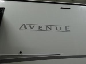 Avenue 32RLS Photo