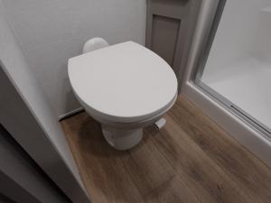Avenue 32RLS Photo