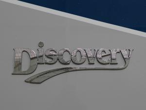 Discovery 38W Photo