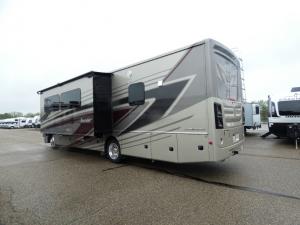 Bounder 35K Photo