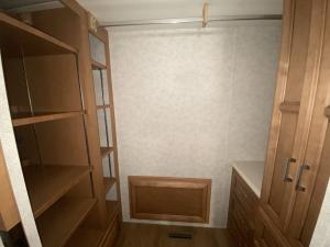 Bay Star 3618 Photo