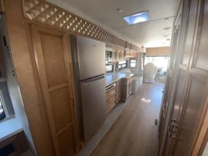 Bay Star 3618 Photo