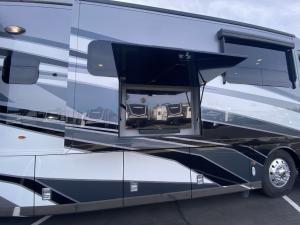 Dutch Star 4081 Photo