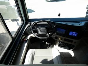 Discovery 38N Photo