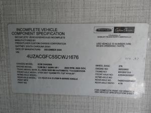 Discovery 38N Photo