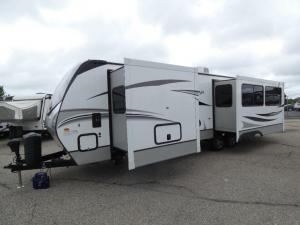 Cougar Half-Ton 30RKD Photo