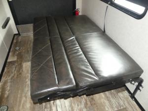 Outback 335CG Photo