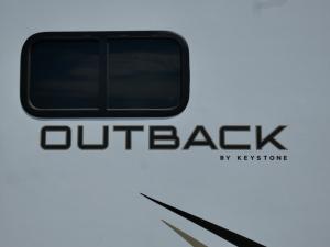 Outback 335CG Photo