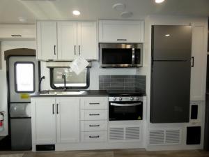 Odyssey 26M Photo