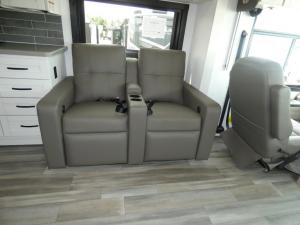 Vision XL 31UL Photo