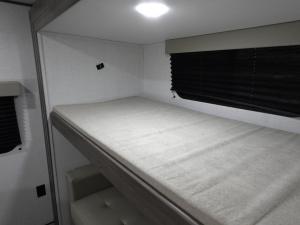 Transcend 335BHT Photo