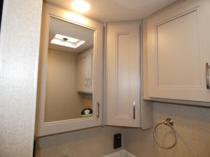 Pasadena 38DX Photo