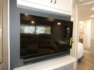 Vacationer 35K Photo