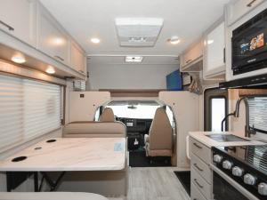 Chateau 22E Chevy Photo